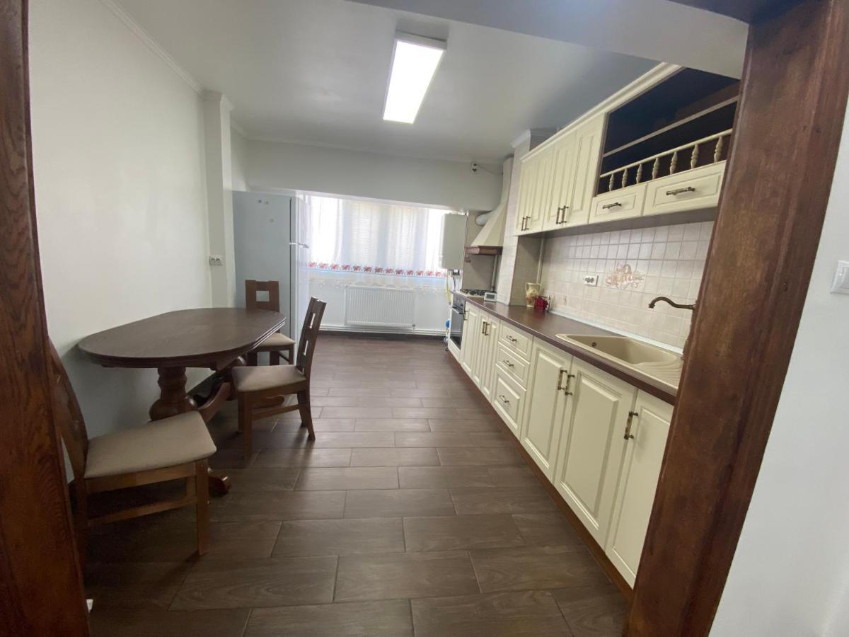 Violetta Apartament Μπουζάου Εξωτερικό φωτογραφία